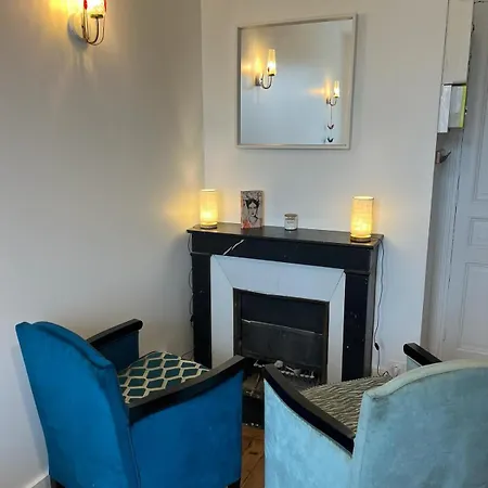 Appartement Beau Studio A 13 Parijs